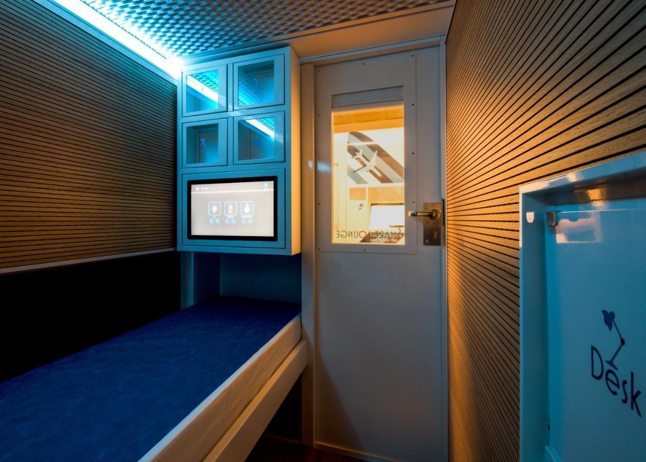Resting Pods - Zzzleepandgo Wien Airport 施韦夏特 外观 照片